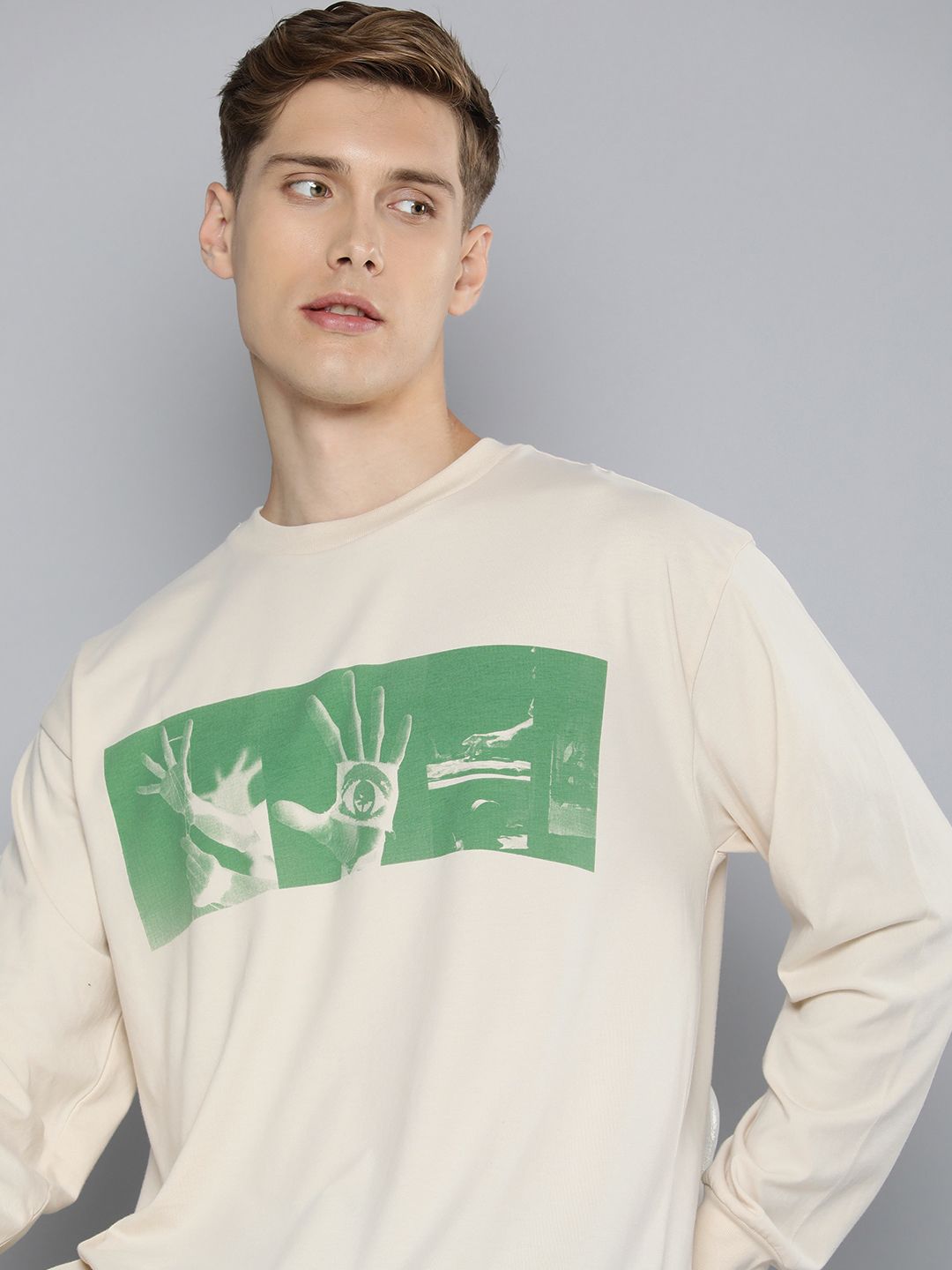 Men's Graphic Print Loose Fit T-shirt - 53d723fa-55b3-49db-8089-74b51874fcb31711003860009-Levis-Men-Tshirts-3731711003859495-1 View