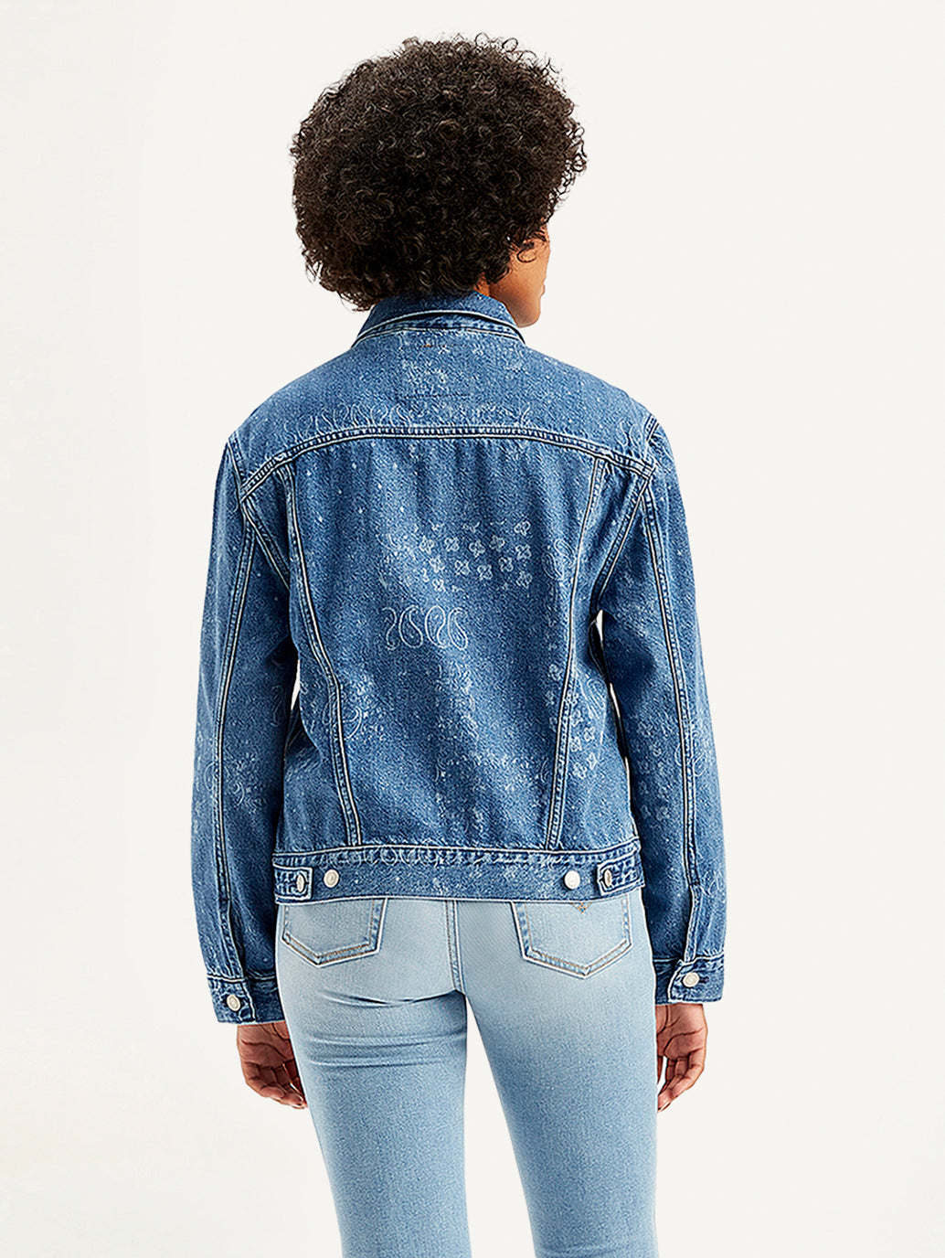 Women's Paisley Print Blue Spread Collar Denim Trucker Jacket - Back View