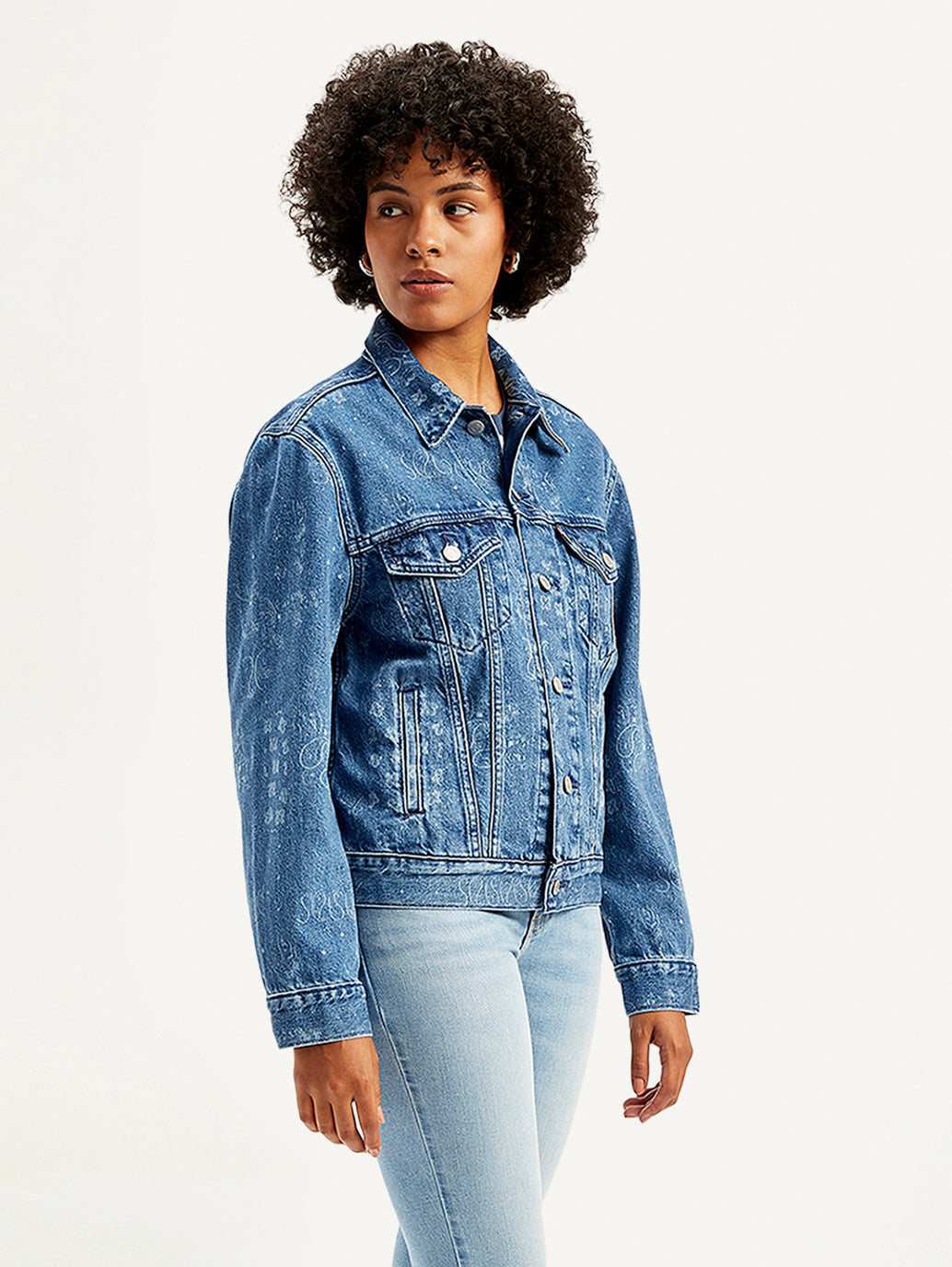 Women's Paisley Print Blue Spread Collar Denim Trucker Jacket - Side View