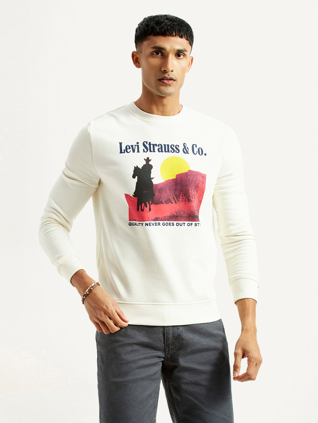 Men's Graphic Print Off White Slim Fit Sweatshirt