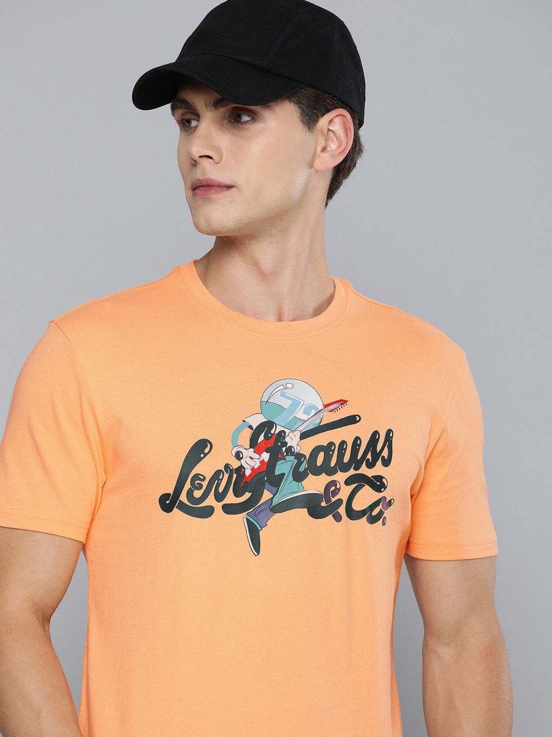 Men's Graphic Print Crew Neck T-shirt - 60d57cf886815cdcc1d521d2b5230b19 View