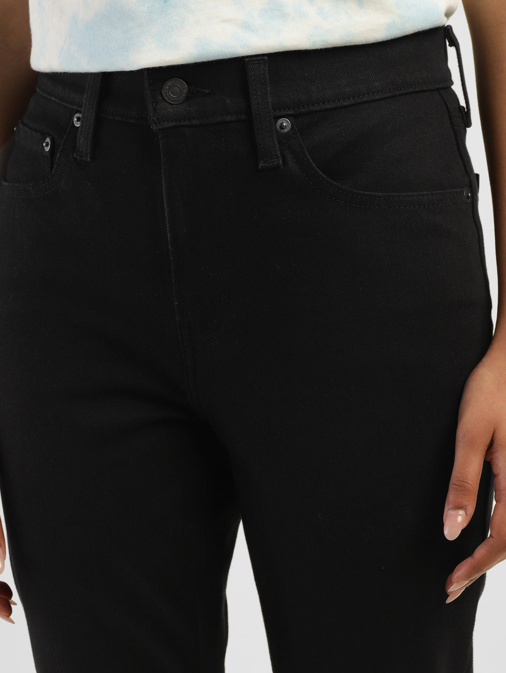 Women's 724 Black Straight Fit High Rise Jeans - 2ce6394b-dc8d-4a18-8243-45f961f349c6 View