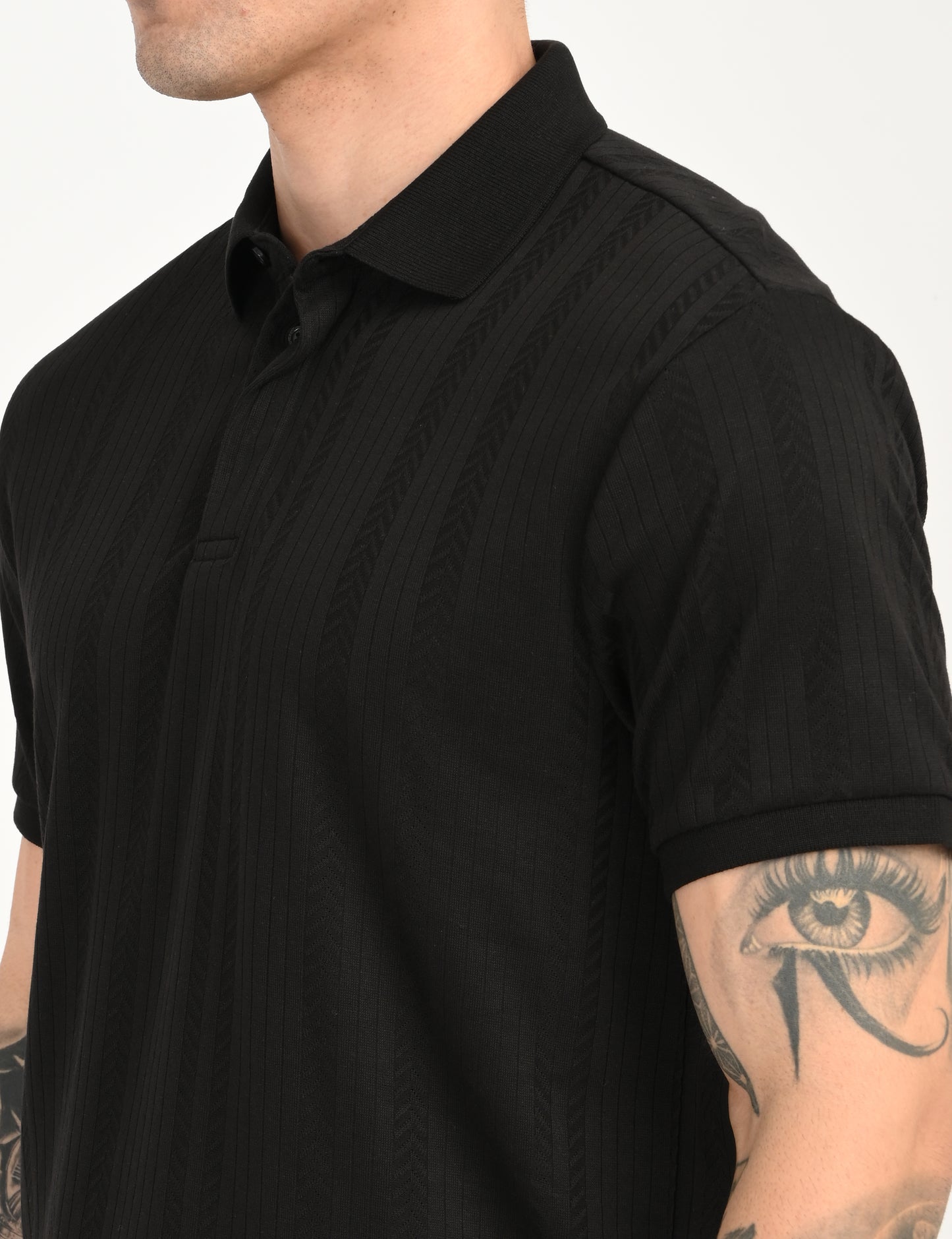 Men's Redloop Self Design Black Slim Fit Polo T-shirt - deatil View