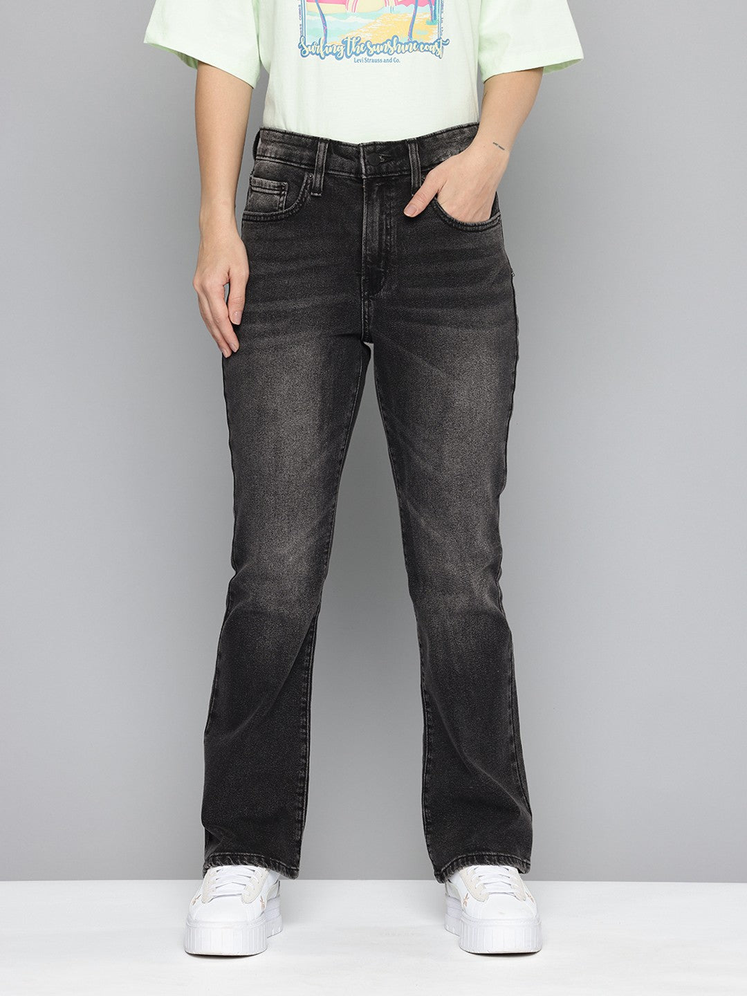 Women's 725 Black Flared Fit High Rise Jeans - 83259da0-134e-4a5c-b8cb-426e50f506d01737628098158-Womens-High-Rise-725-Slim-Bootcut-Fit-Black-Jeans-3991737628-1 View
