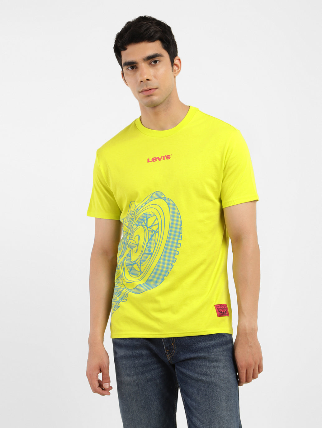 Men's Graphic Print Slim Fit T-shirt Green - acacd7a7-ce87-4e0d-8f06-9ed4230b52e0 View