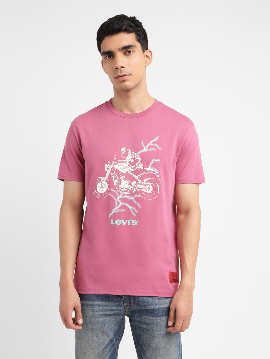 Men's Graphic Slim Fit T-shirt - 2dd52ef2-5285-47df-857d-0fb3f52e4c80 View