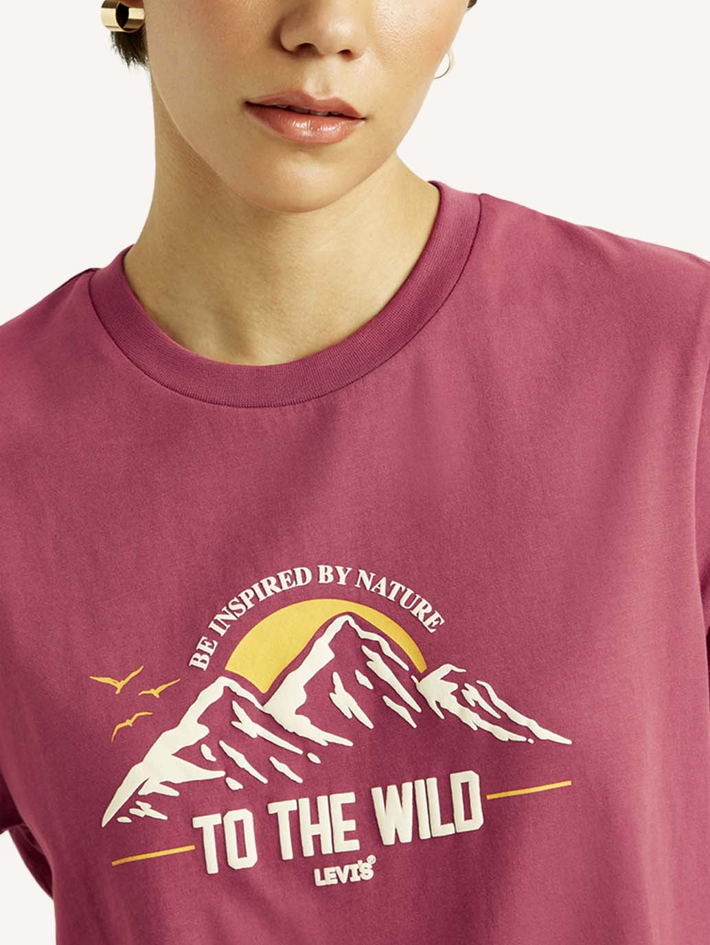 Women's Graphic Print Relaxed Fit T-shirt - Detail View