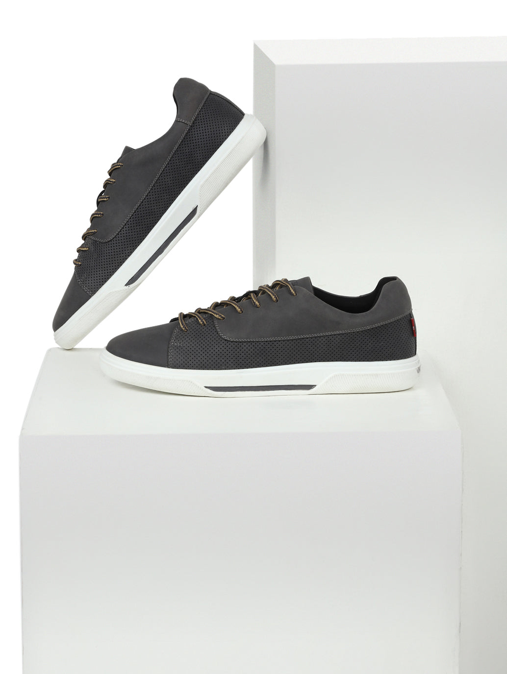 Men's Grey Casual Shoes - Style View