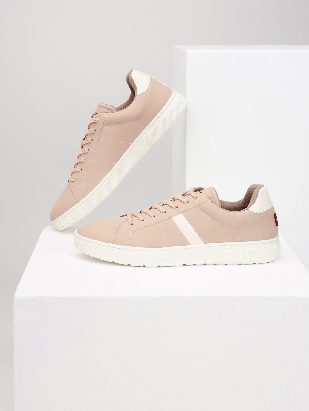 Men's Mauve Colorblock Sneakers - Style View
