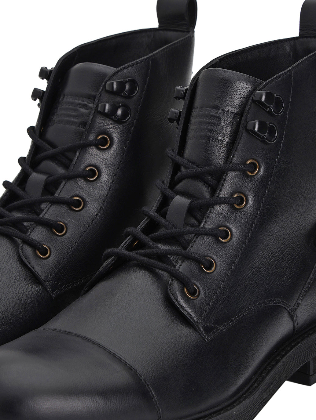 Men's Black Solid Boots - Detail View
