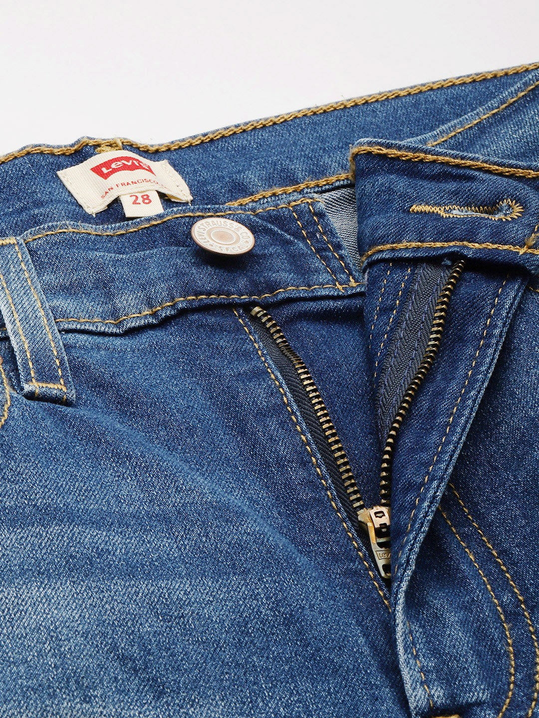 Women's Blue Ribcage Straight Fit High Rise Jeans - 89f23742-58b5-40c0-a6db-1dc84851f36e1706179087203-Levis-Women-Jeans-6571706179086743-5 View