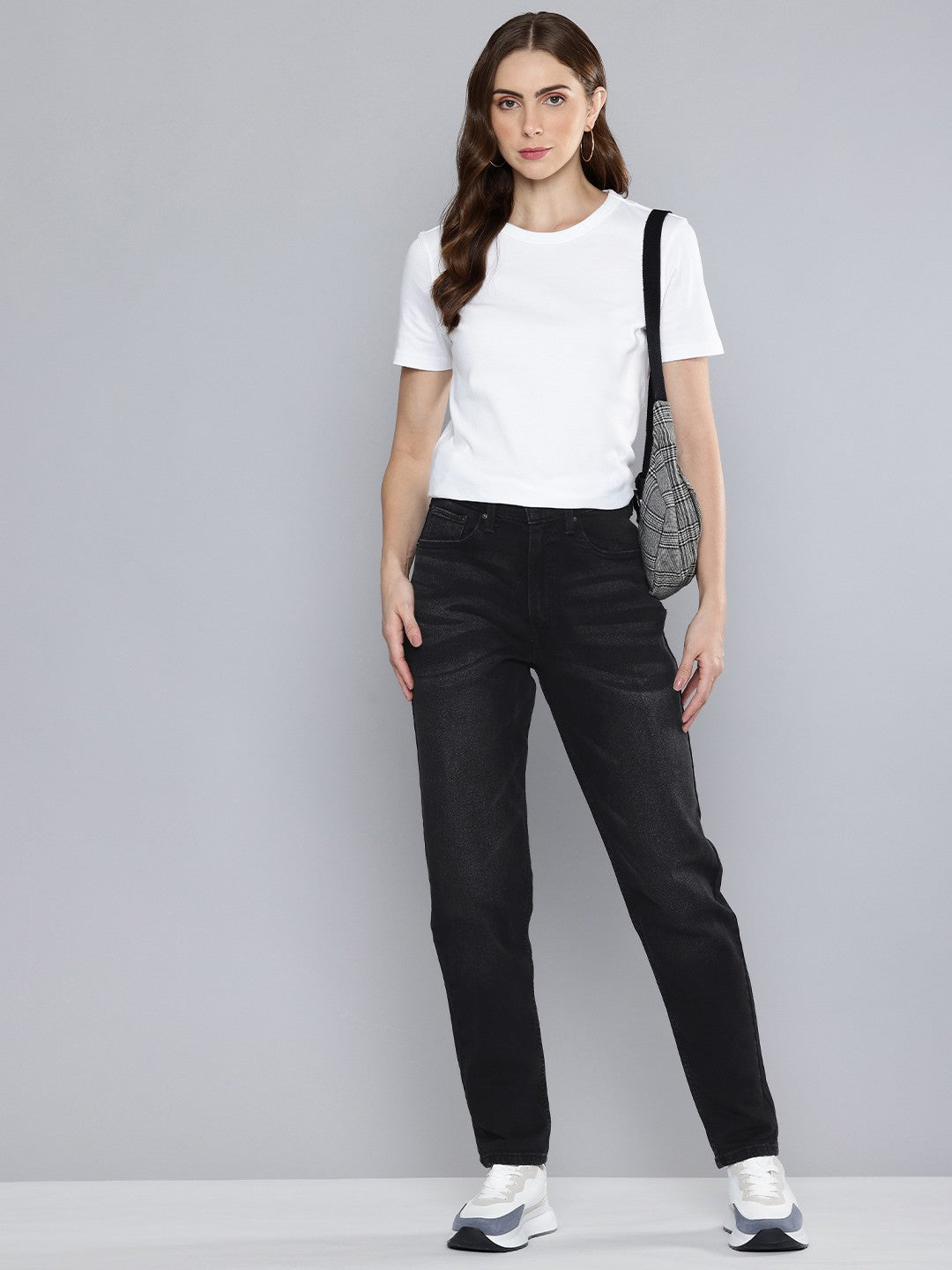 Women's 80s Mom Black Loose Fit High Rise Jeans