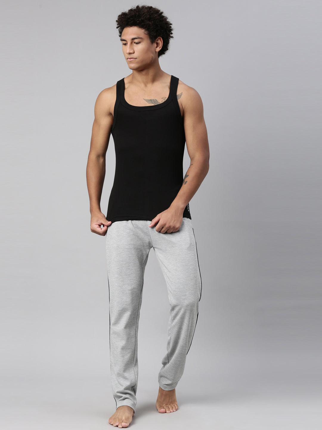 Men's Solid Vest - e5ea4d6d-a446-459c-907d-23ea7abca41e View