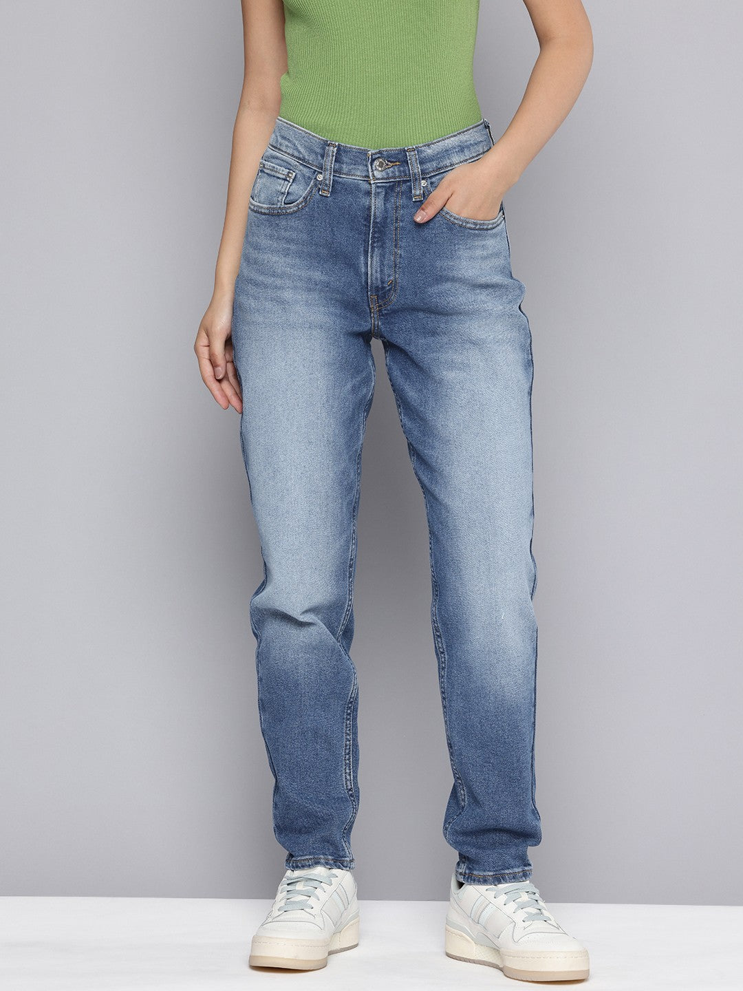 Women's 80s Mom Blue Loose Fit Mid Rise Jeans - 9c463973-9288-4c5f-a9c0-adbe792753aa1739531520097-Womens-Mid-Rise-Relaxed-Tapered-Fit-Blue-Jeans-6501739531519-1 View