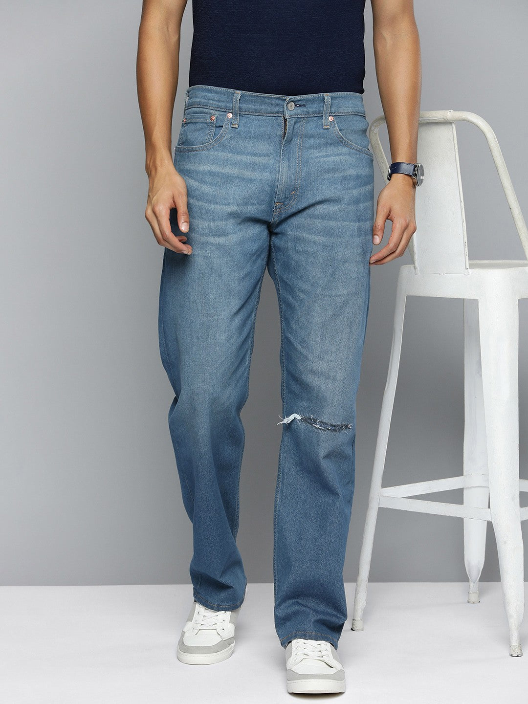 Men's 551 Blue Loose Fit Mid Rise Jeans - Front View