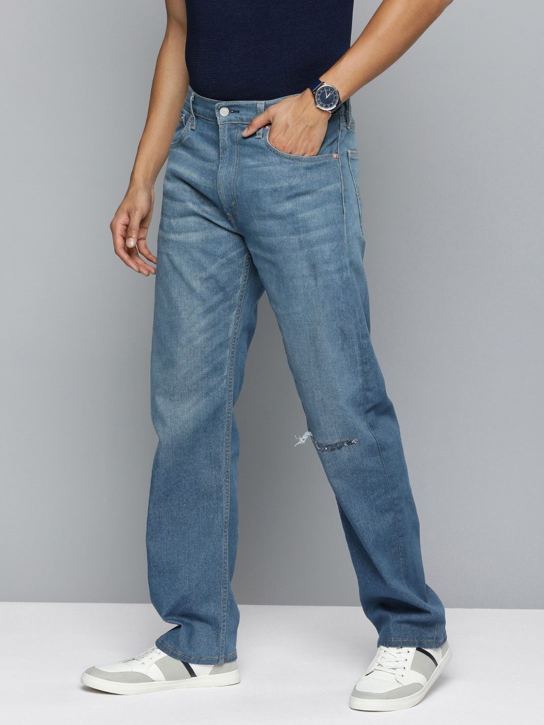 Men's 551 Blue Loose Fit Mid Rise Jeans - Side View