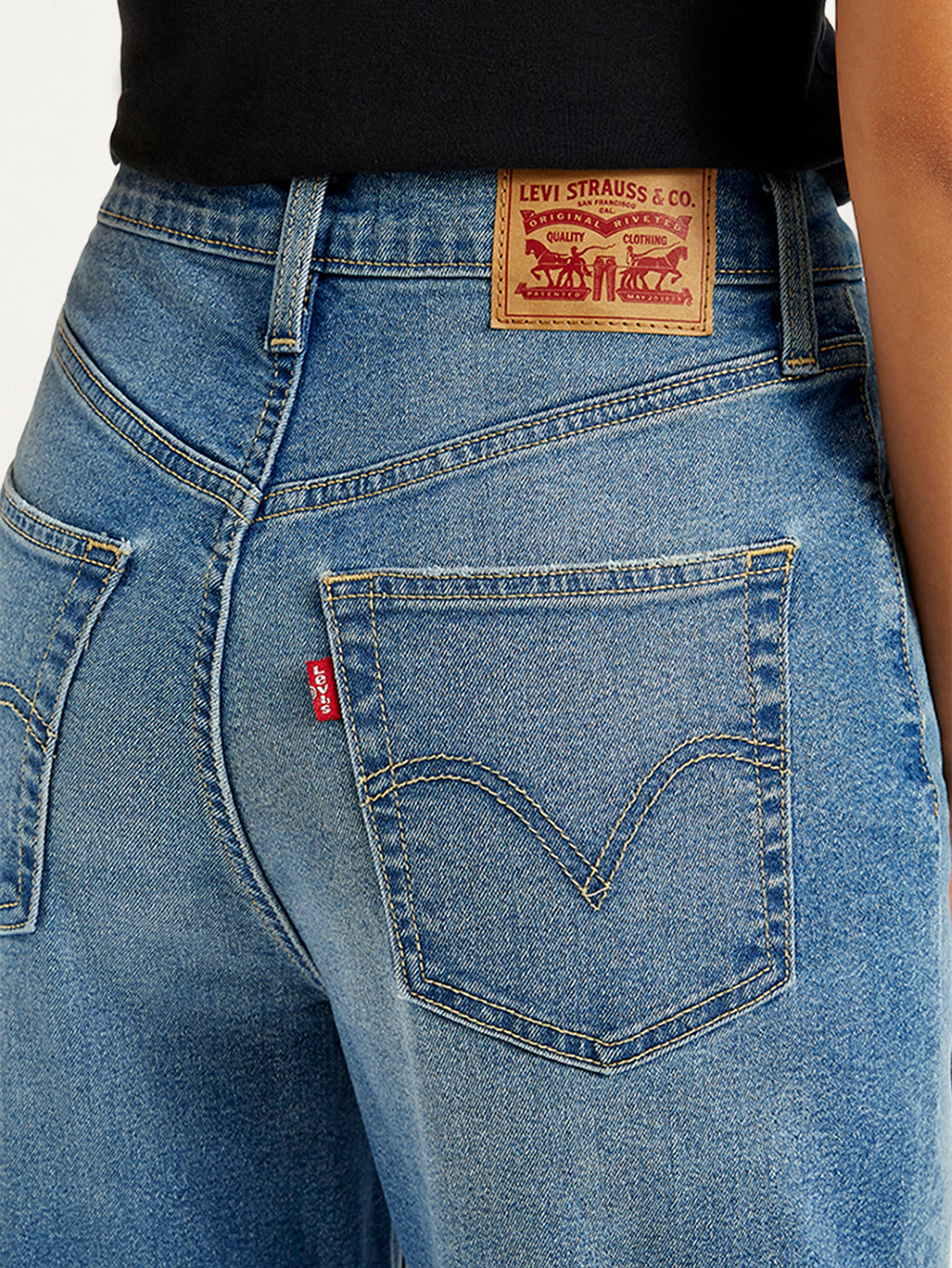 Women's Blue Loose Tapered Fit High Rise Jeans - 04c24047-43cd-4865-acde-7b7229bb7a83 View