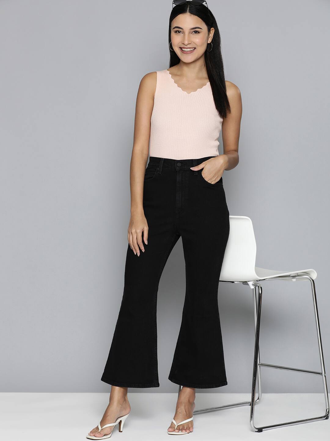 Women's 70s Black Flared Fit High Rise Jeans - Style View
