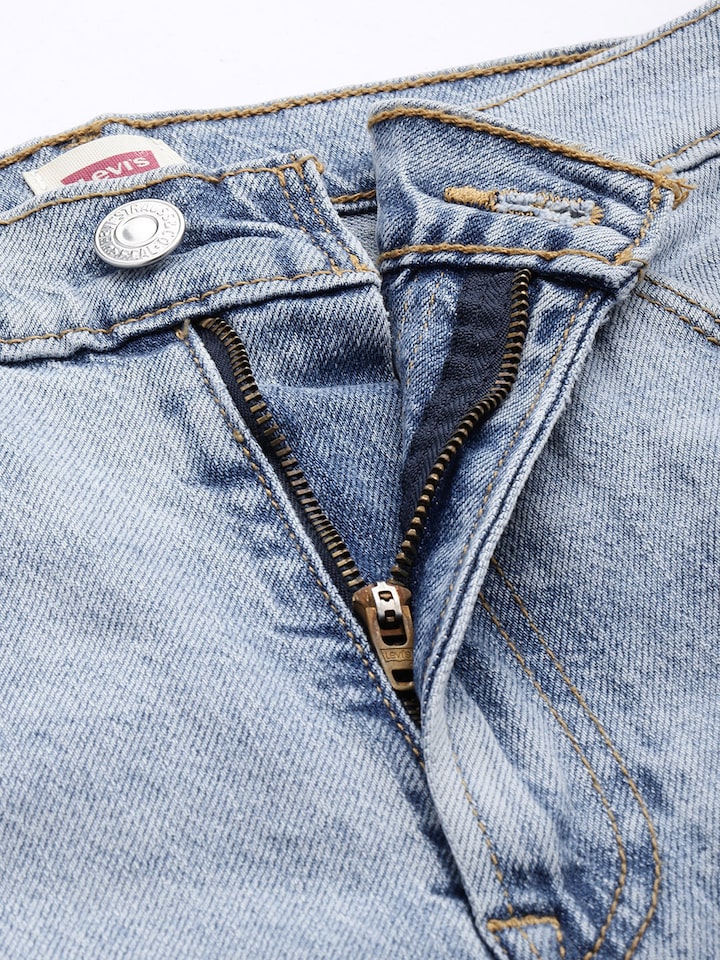Women's Blue Wedgie Straight Fit High Rise Jeans - A250400214 View