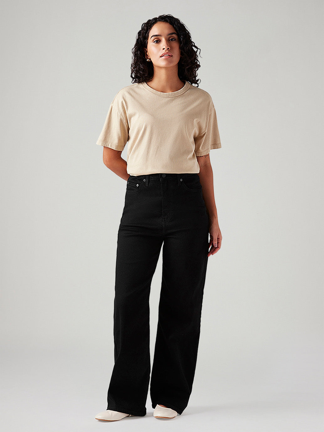 Women's Black Loose Fit High Rise Jeans - Front View