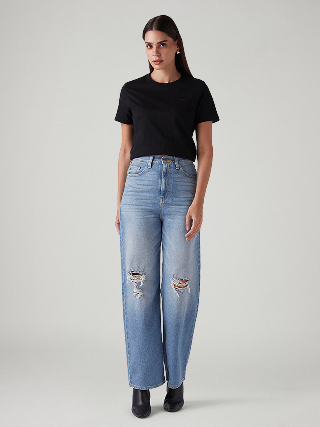 Women's Light Blue Loose Fit High Rise Jeans - Front View