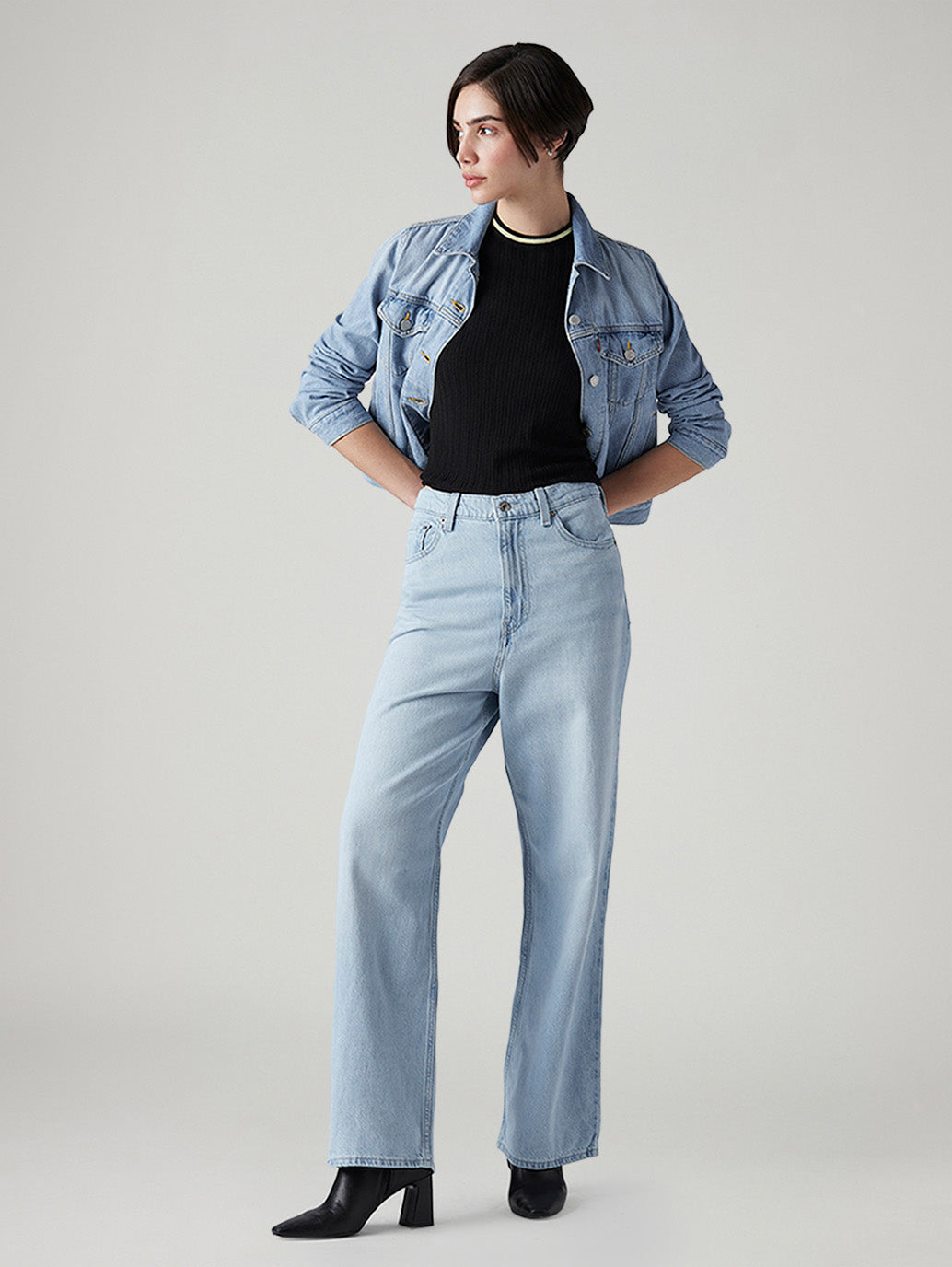 Women's Light Indigo Loose Fit High Rise Jeans