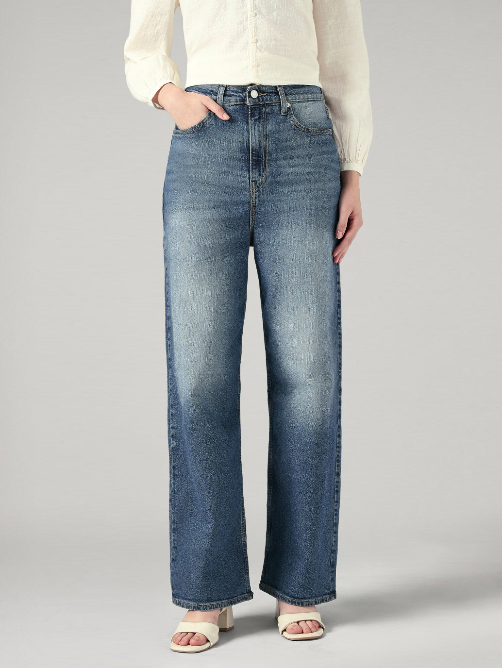 Women's Blue Loose Fit High Rise Jeans - Front View