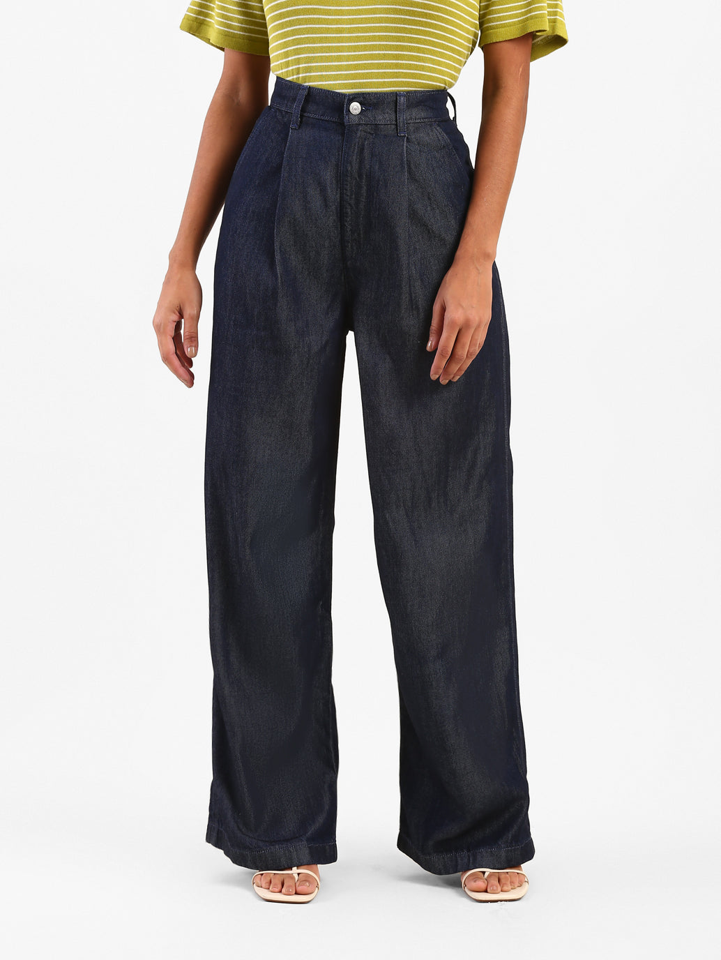 Women's Blue Pleated Loose Straight Fit High Rise Jeans - 7ca17235-a77a-4dd1-bc8f-3a3eb9dc8291 View