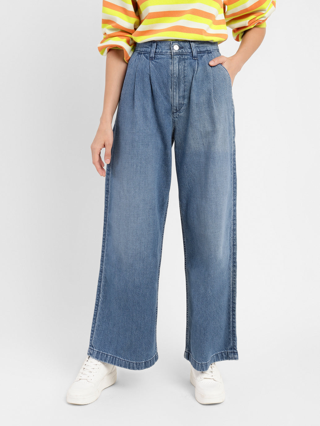 Women's Blue Wideleg Fit High Rise Jeans - 4ec62658-7e43-4d85-8574-af933037490f View