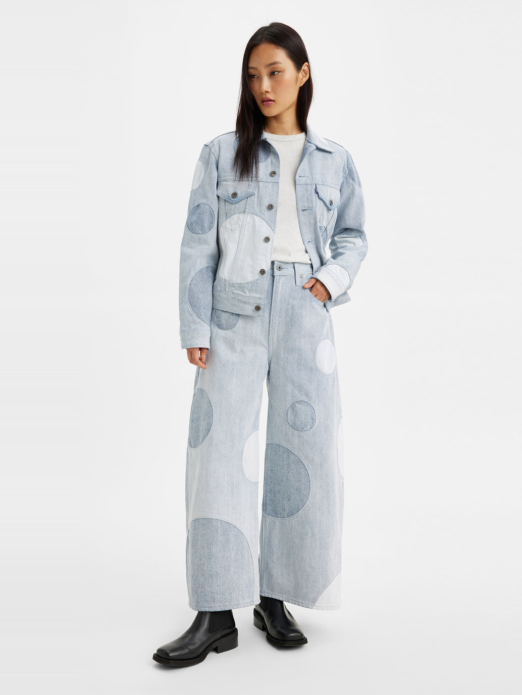 Women's Blue Barrel Loose Fit High Rise Jeans - StyleShot View