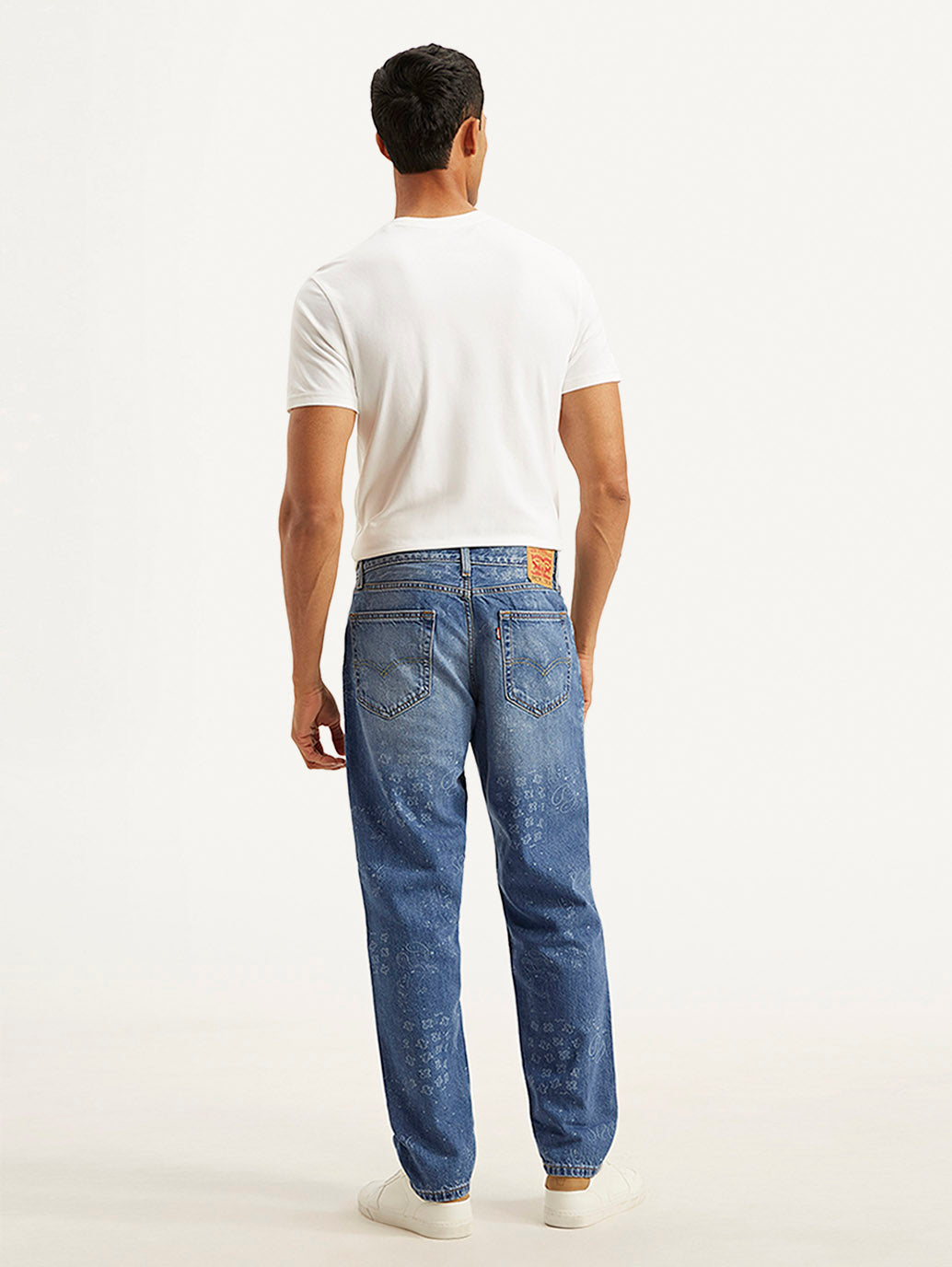 Men's 550'92 Blue Loose Fit Mid Rise Jeans - Back View