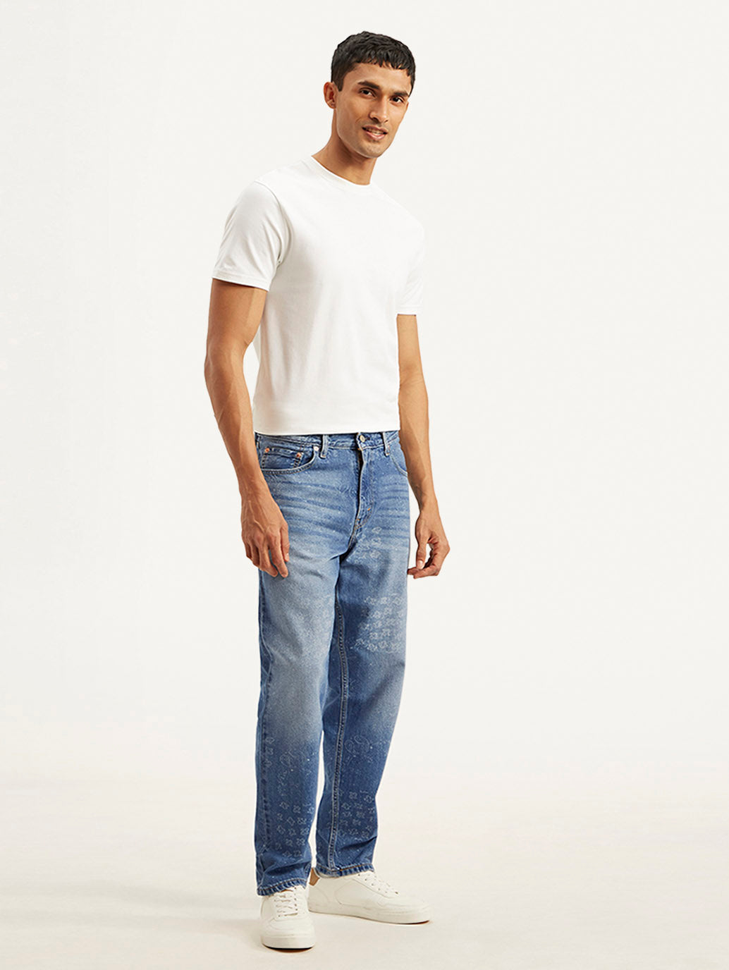 Men's 550'92 Blue Loose Fit Mid Rise Jeans - 75b2286d-aa84-4076-a7db-1061a181e734 View