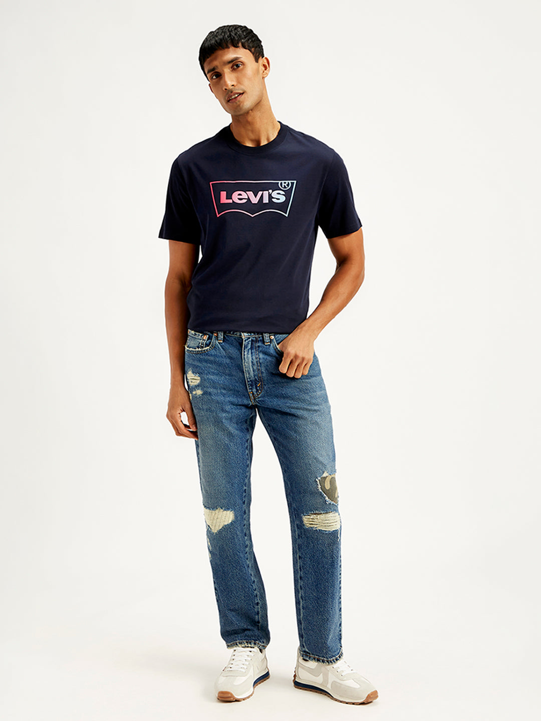 Men's 550'92 Blue Loose Fit Mid Rise Jeans - Front View