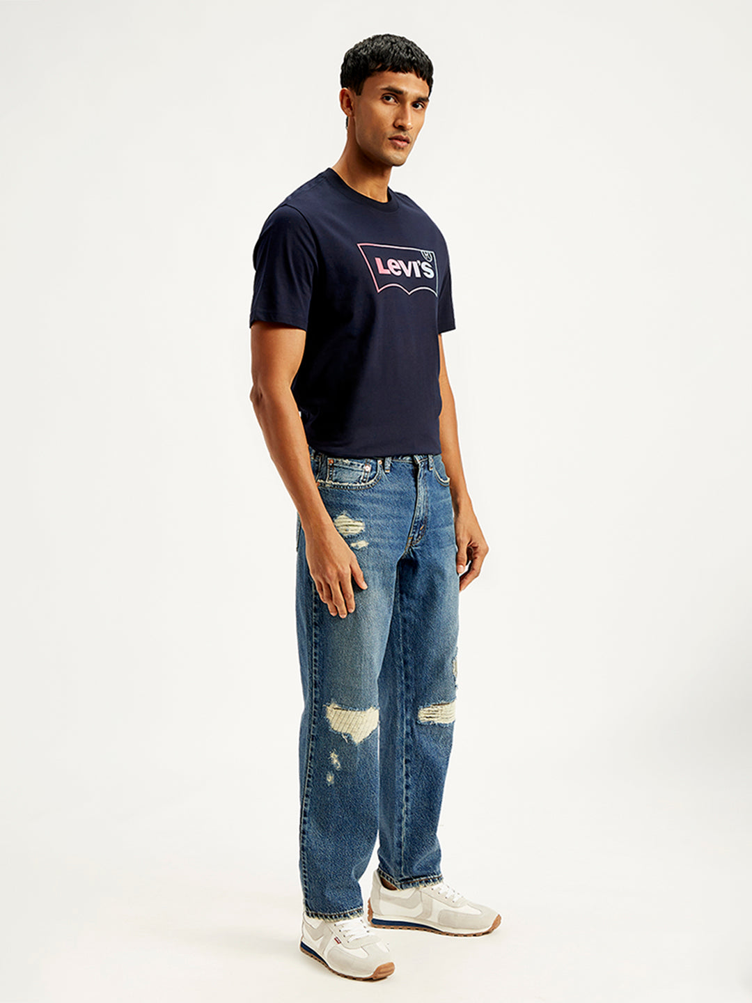 Men's 550'92 Blue Loose Fit Mid Rise Jeans - Side View