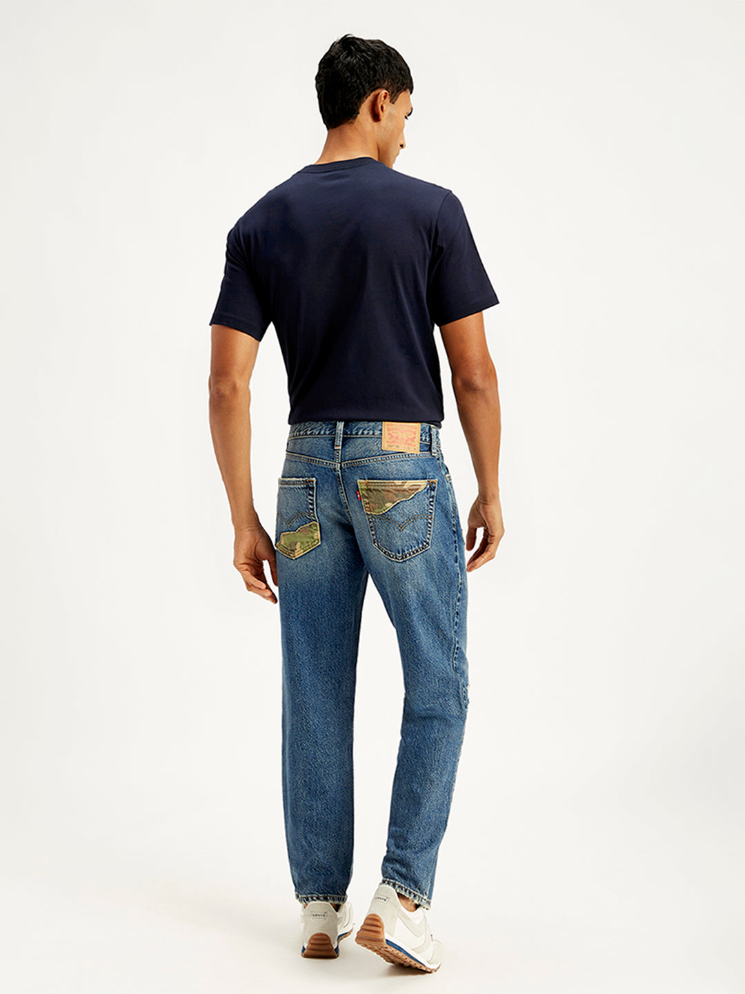 Men's 550'92 Blue Loose Fit Mid Rise Jeans - Back View