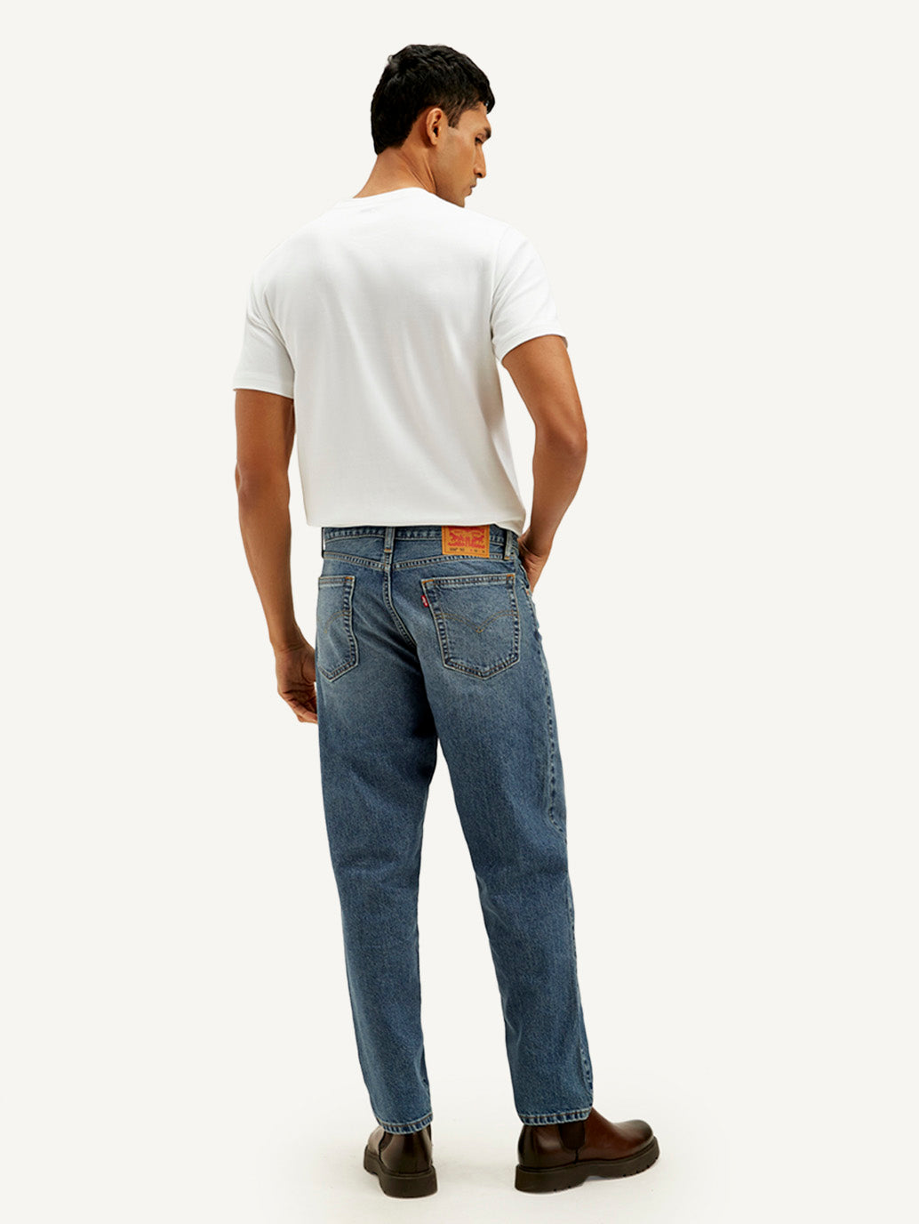 Men's 550'92 Blue Loose Fit Mid Rise Jeans - Back View