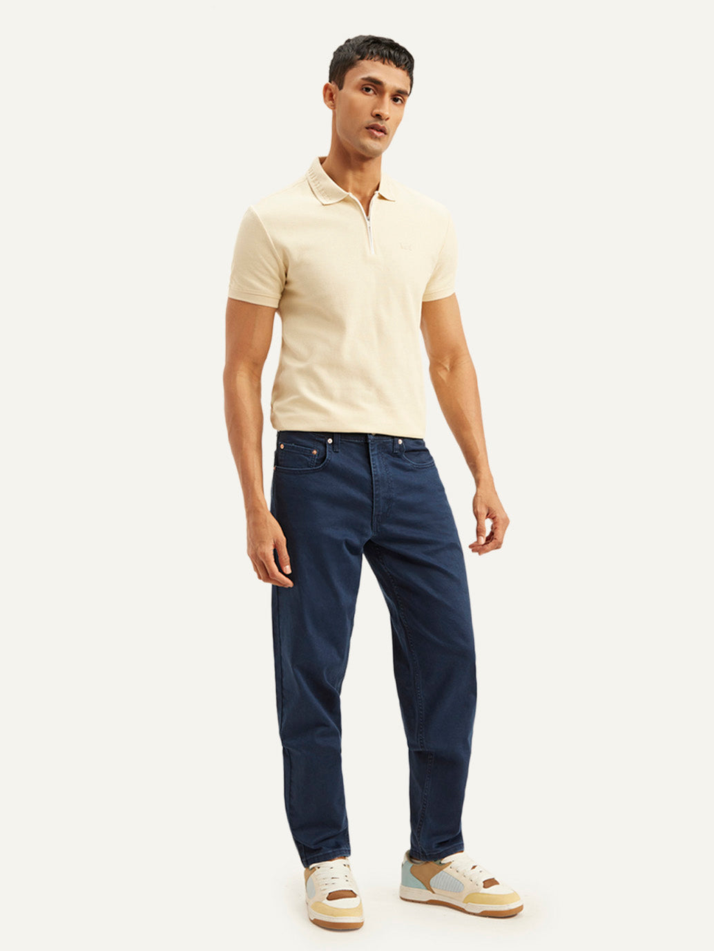 Men's 550'92 Blue Loose Fit Mid Rise Jeans - Front View