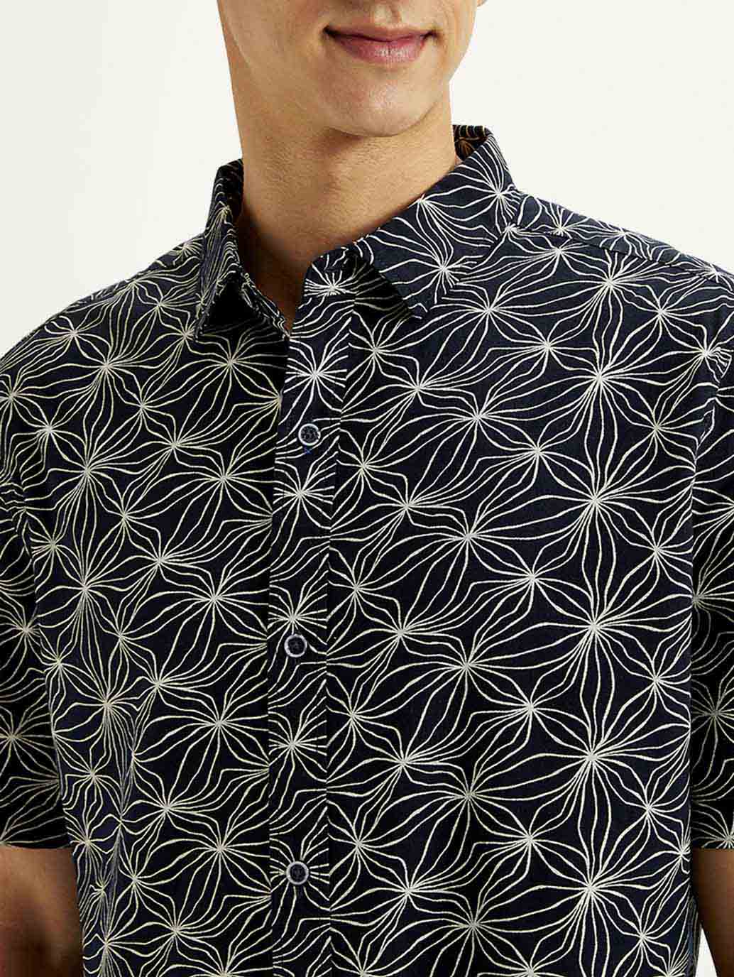 Men's Floral Relaxed Fit Shirt - Detail View