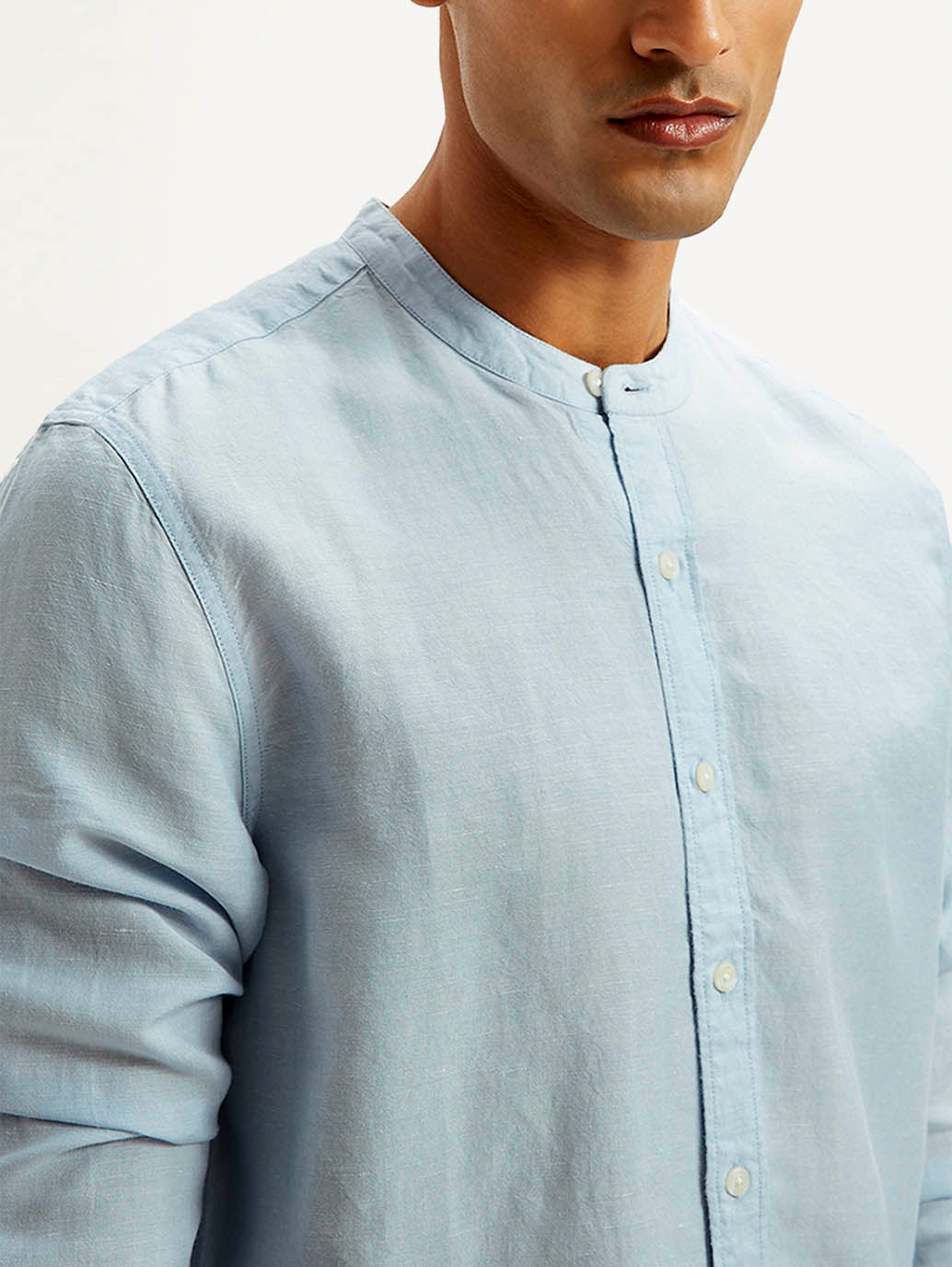 Men's Solid Slim Fit Linen Shirt - Detail View