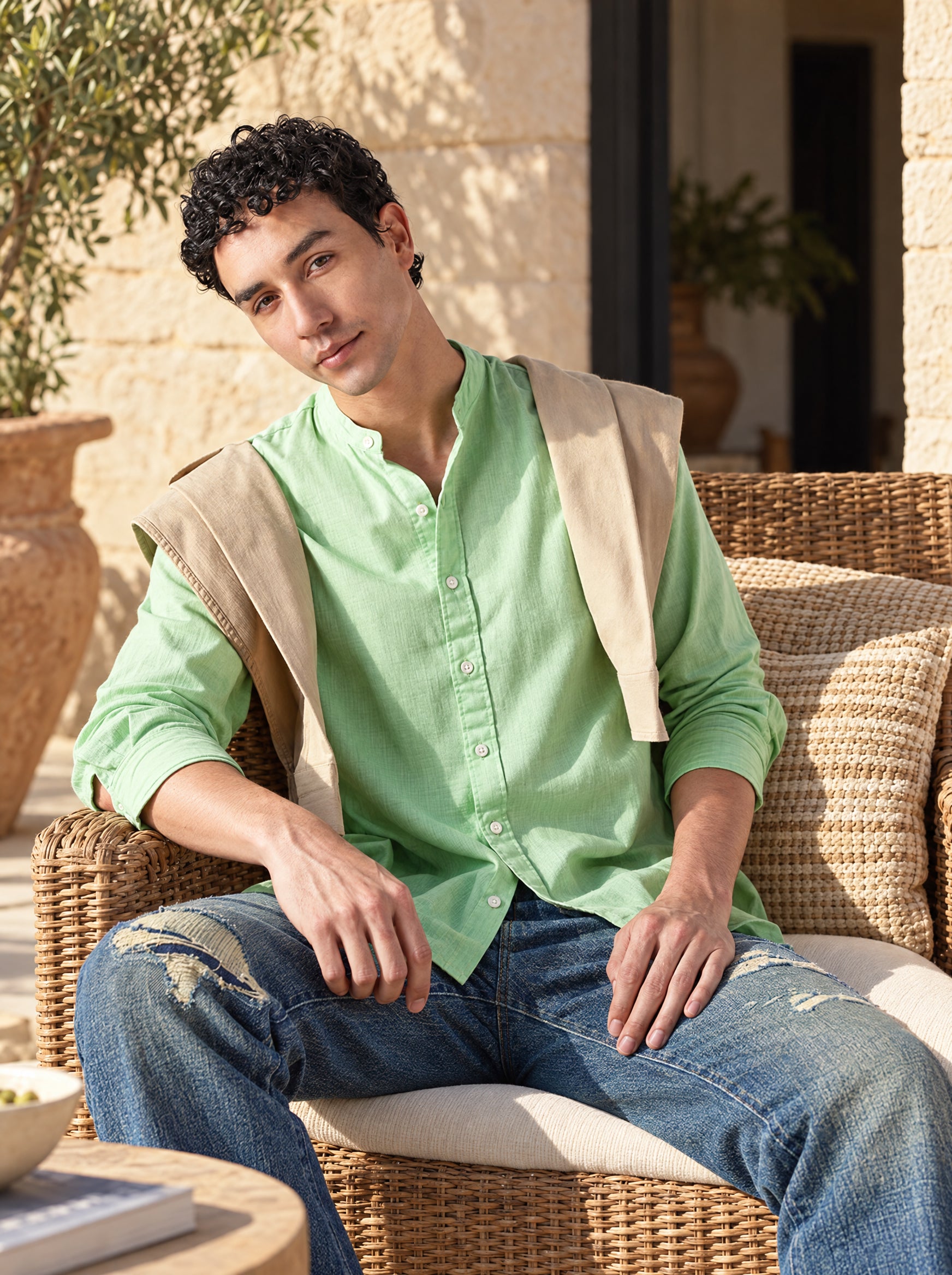Men's Solid Slim Fit Shirt