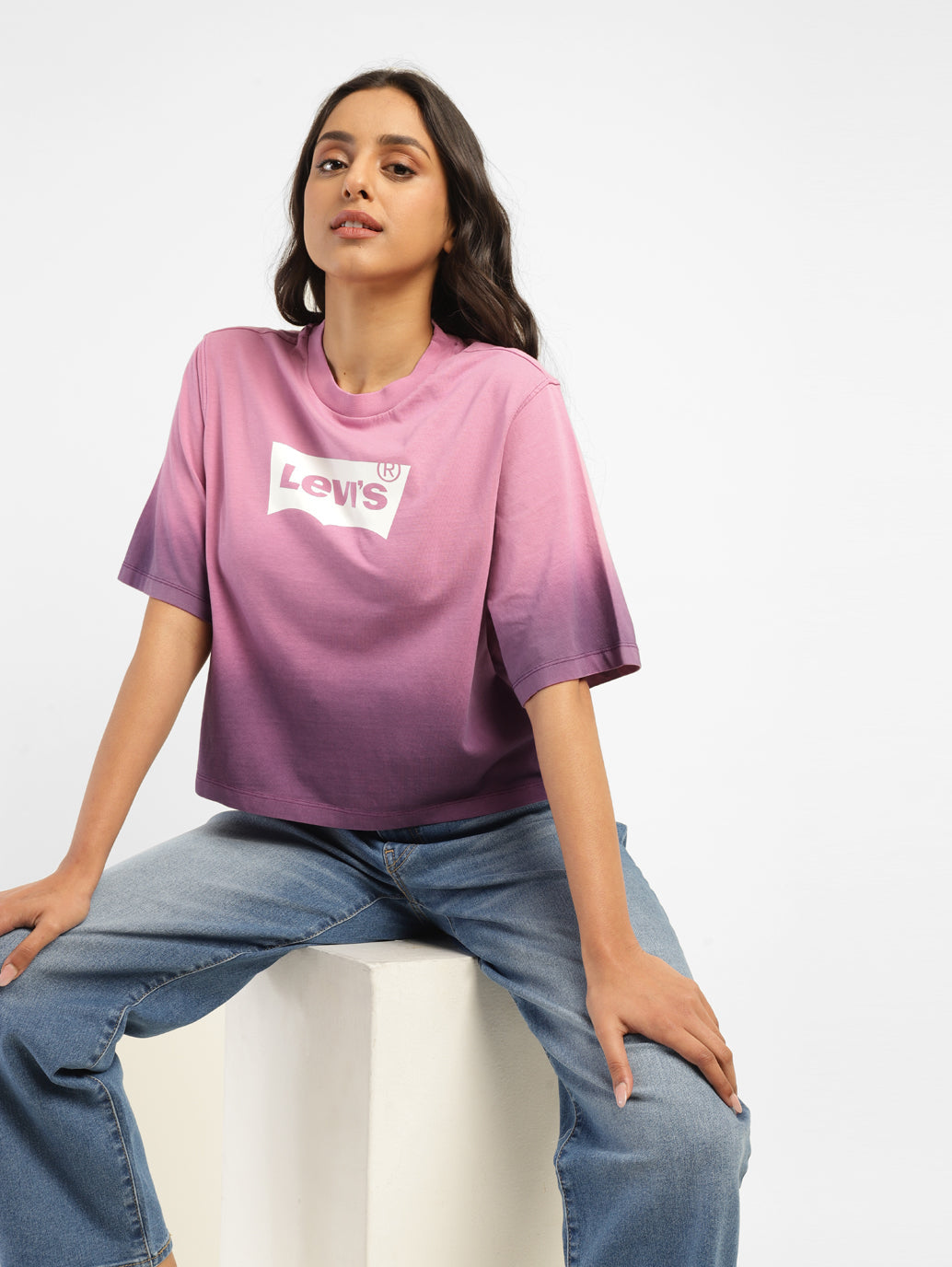 Women's Ombre Loose Fit T-shirt - 40916559-dea8-49a4-9e42-7906fe2b1b49 View