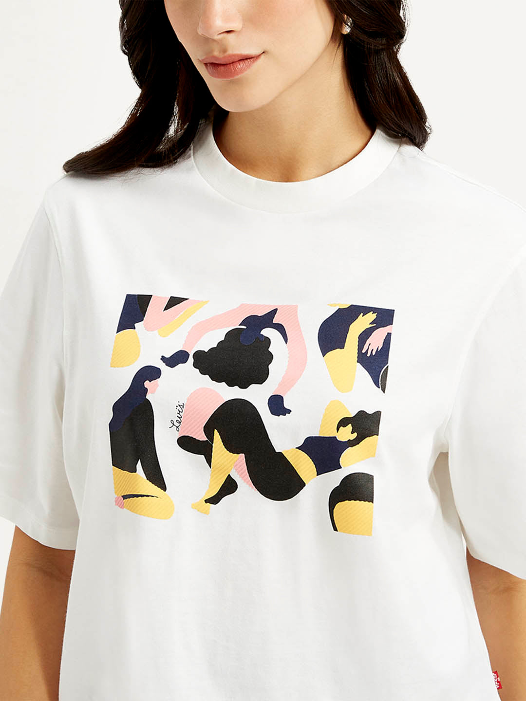 Women's Graphic Print Relaxed Fit T-shirts - Detail View