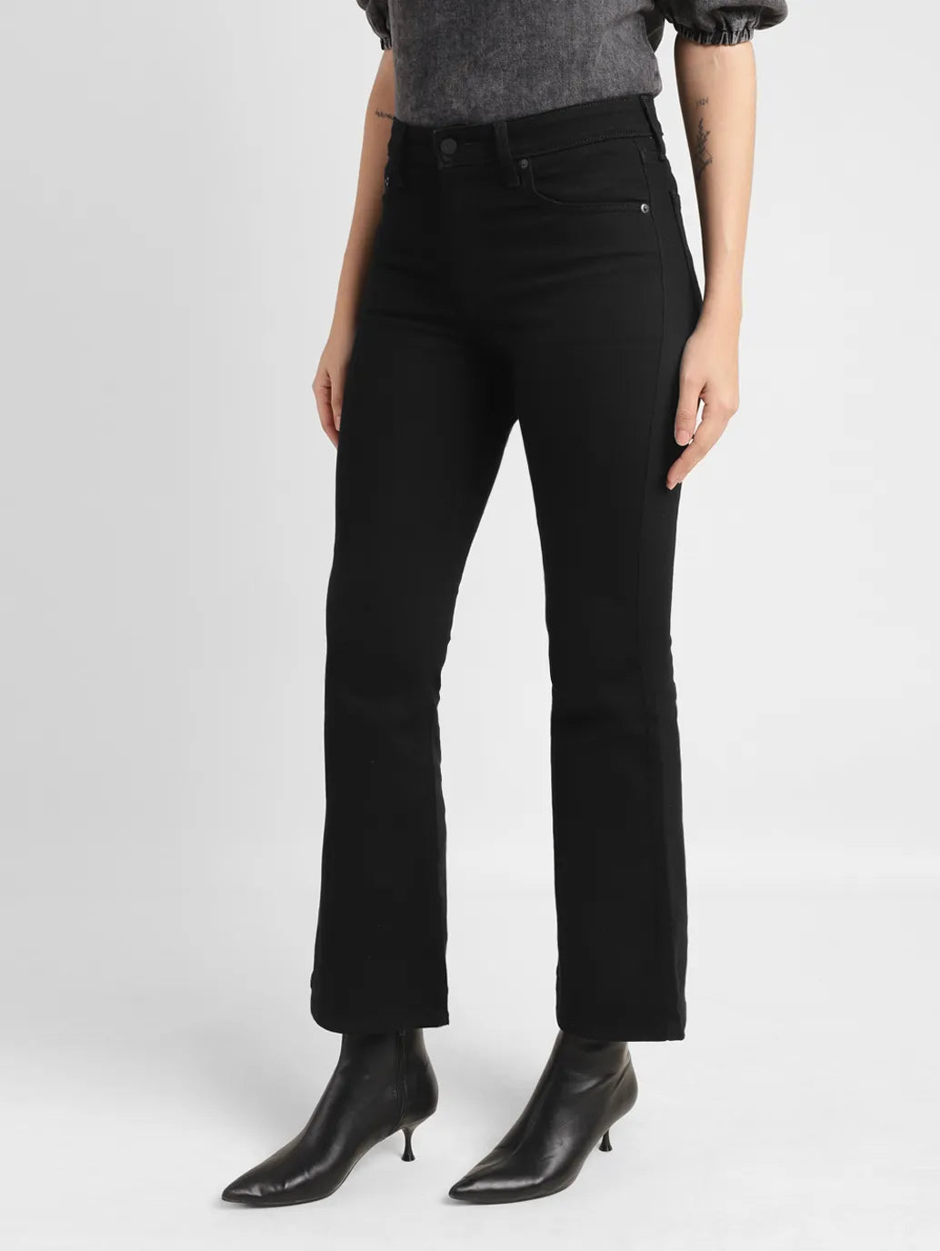 Women's 726 Black Flared Fit High Rise Jeans - 691e15bd-885b-4780-ba8d-42a28070d773 View