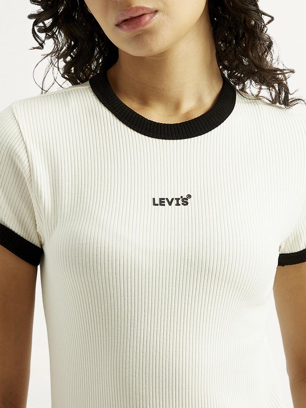 Women's Solid Slim Fit T-shirt - Detail View