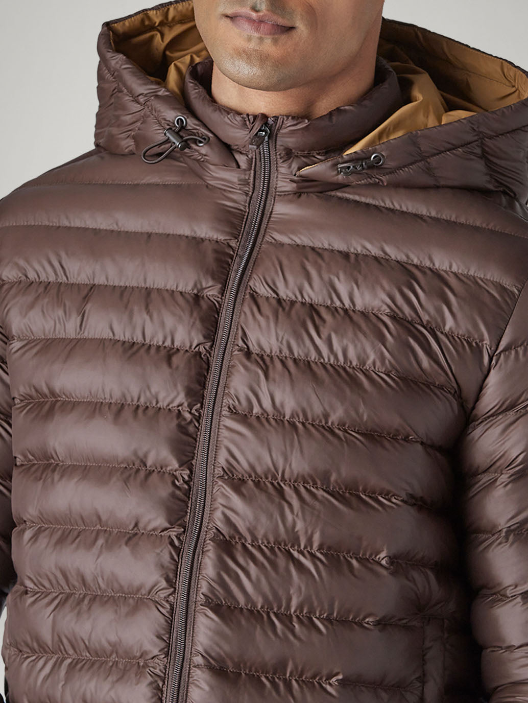 Men's Quilted Slim Fit Puffer Jacket - Detail View