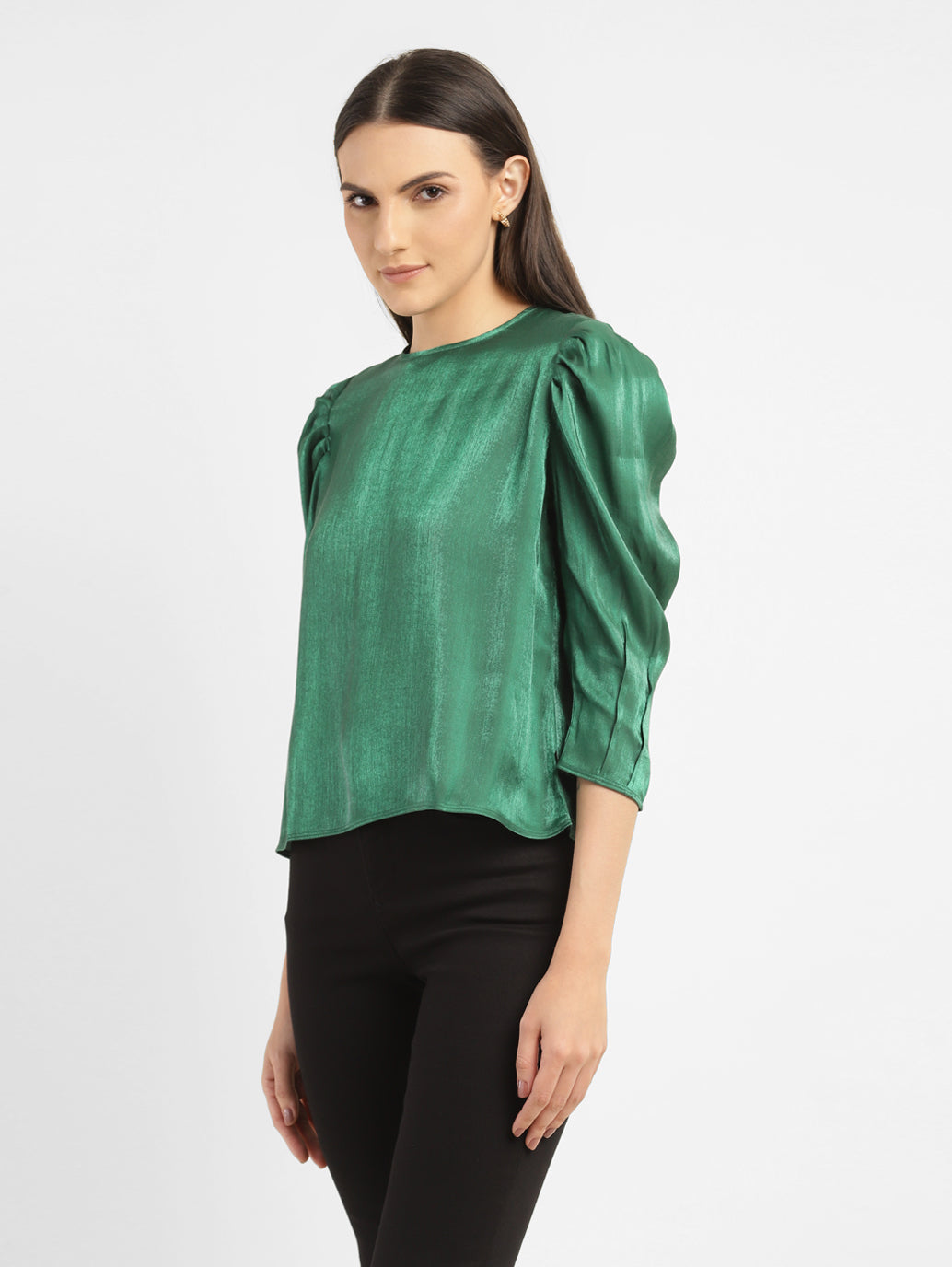 Women's Solid Green Round Neck Top - c9fe97ae-b02f-49de-9a1d-8404ebae5d85 View