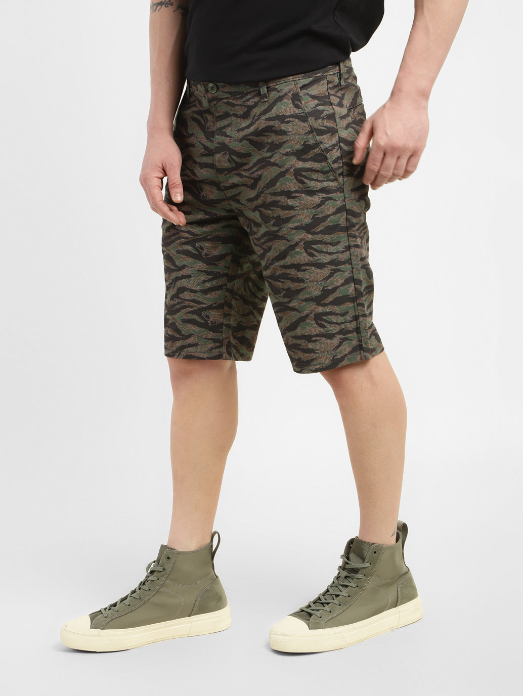 Men's Regular Fit Shorts - 582b8b55-50d5-4495-92b6-ba334b6ed453 View
