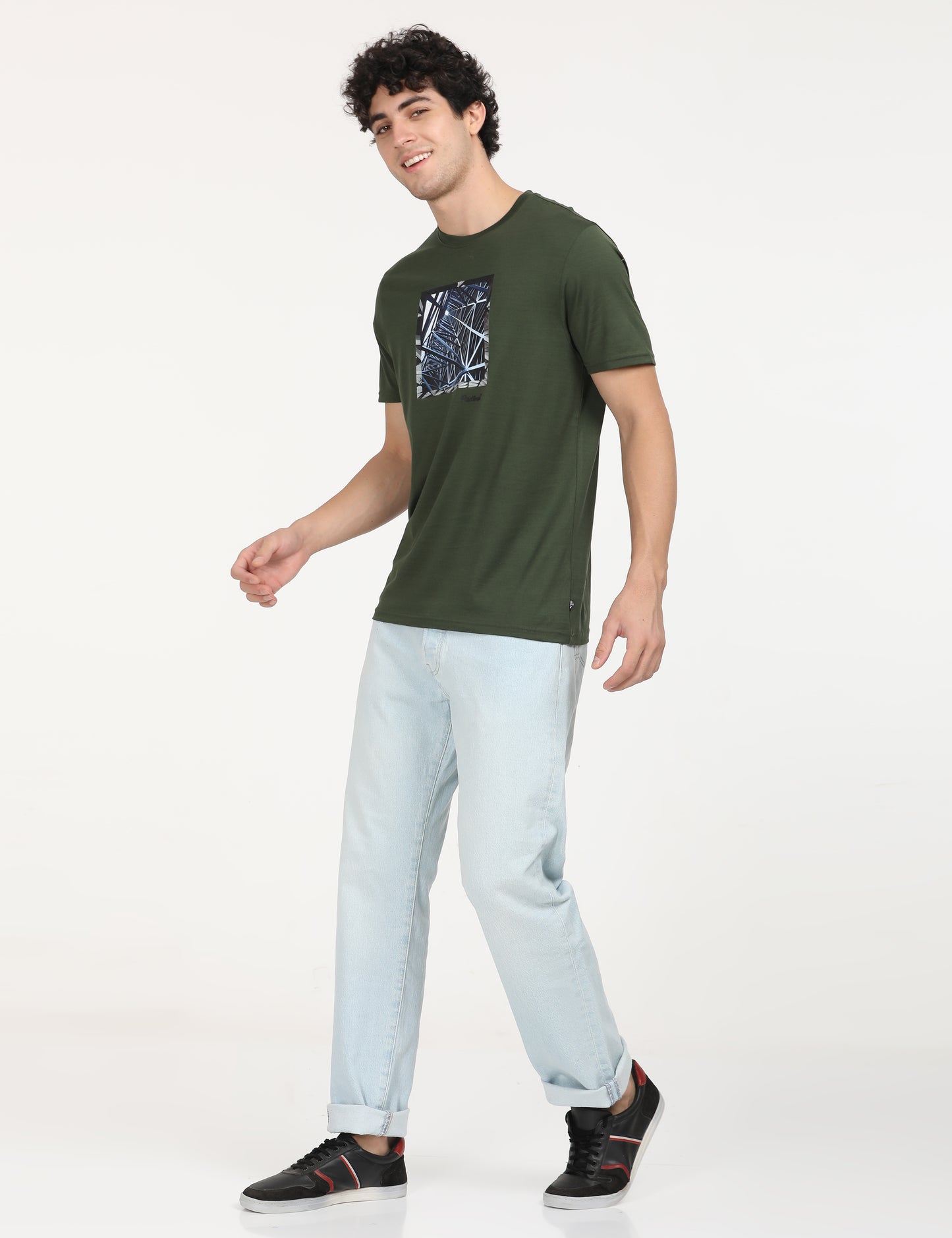 Men's Redloop Graphic Print Slim Fit T-shirt - lifestyle View