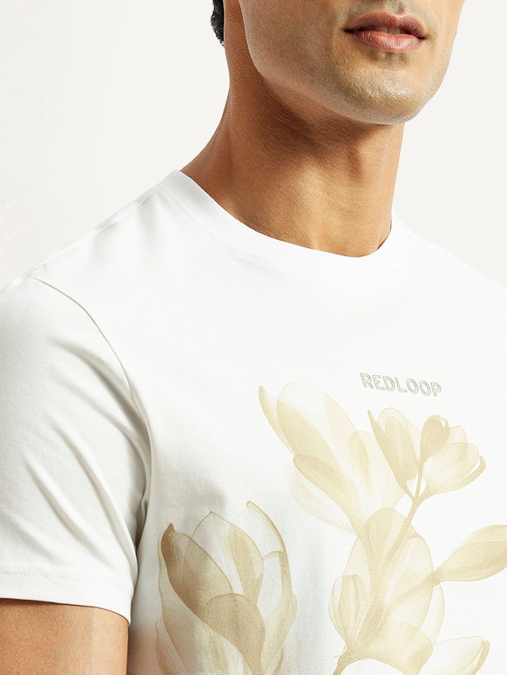 Men's Redloop Floral White Slim Fit T-shirt - Detail View