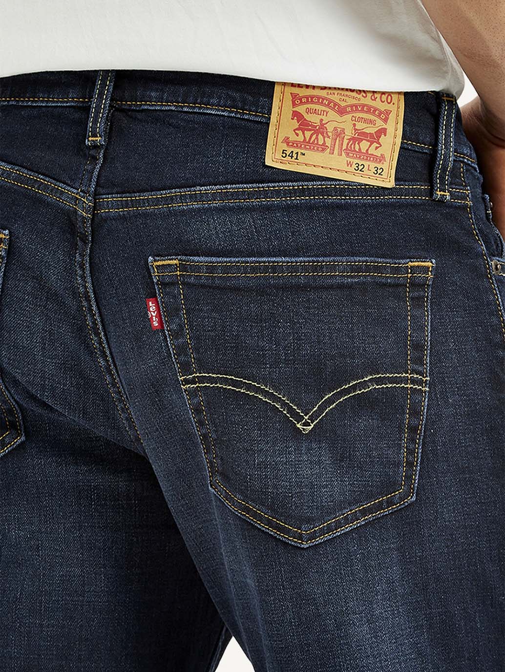 Men's 541 Dark Blue Regular Tapered Fit Mid Rise Jeans - Detail View